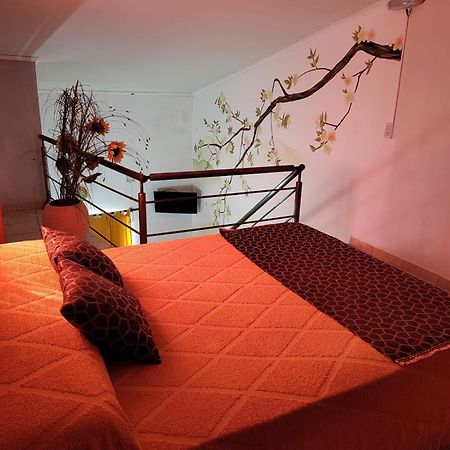 Departamentos Anahi Apartment Рио Колорадо Екстериор снимка